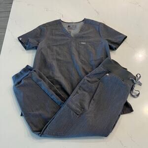 Figs Graphite‎ Scrub Set size Small Petite